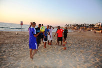 بالصور: حركة الشبيبة اليافية تطلق مشروعها الجديد "فريق كرة قدم الشواطئ"